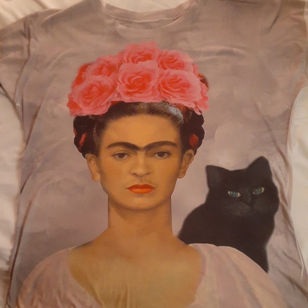 Frida Kahlo tshirt XL